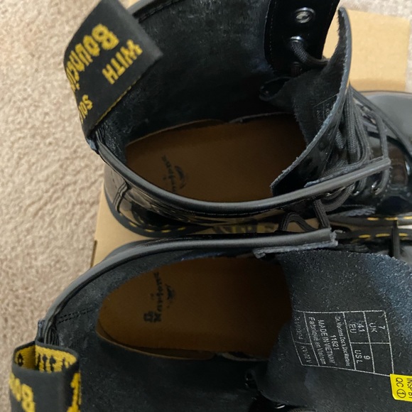 Dr.Martens 11821011 AirWair Black Patent Lamper Combat Boots US size 9 - Picture 9 of 16